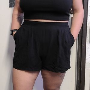 Black H&M shorts